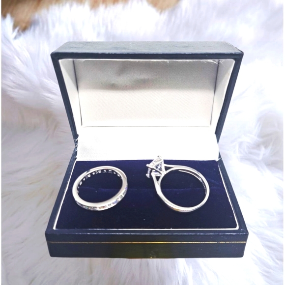 Sterling Silver Engagement Ring Set with Brilliant Square Cut/Baguette CZ Stones - Picture 8 of 11